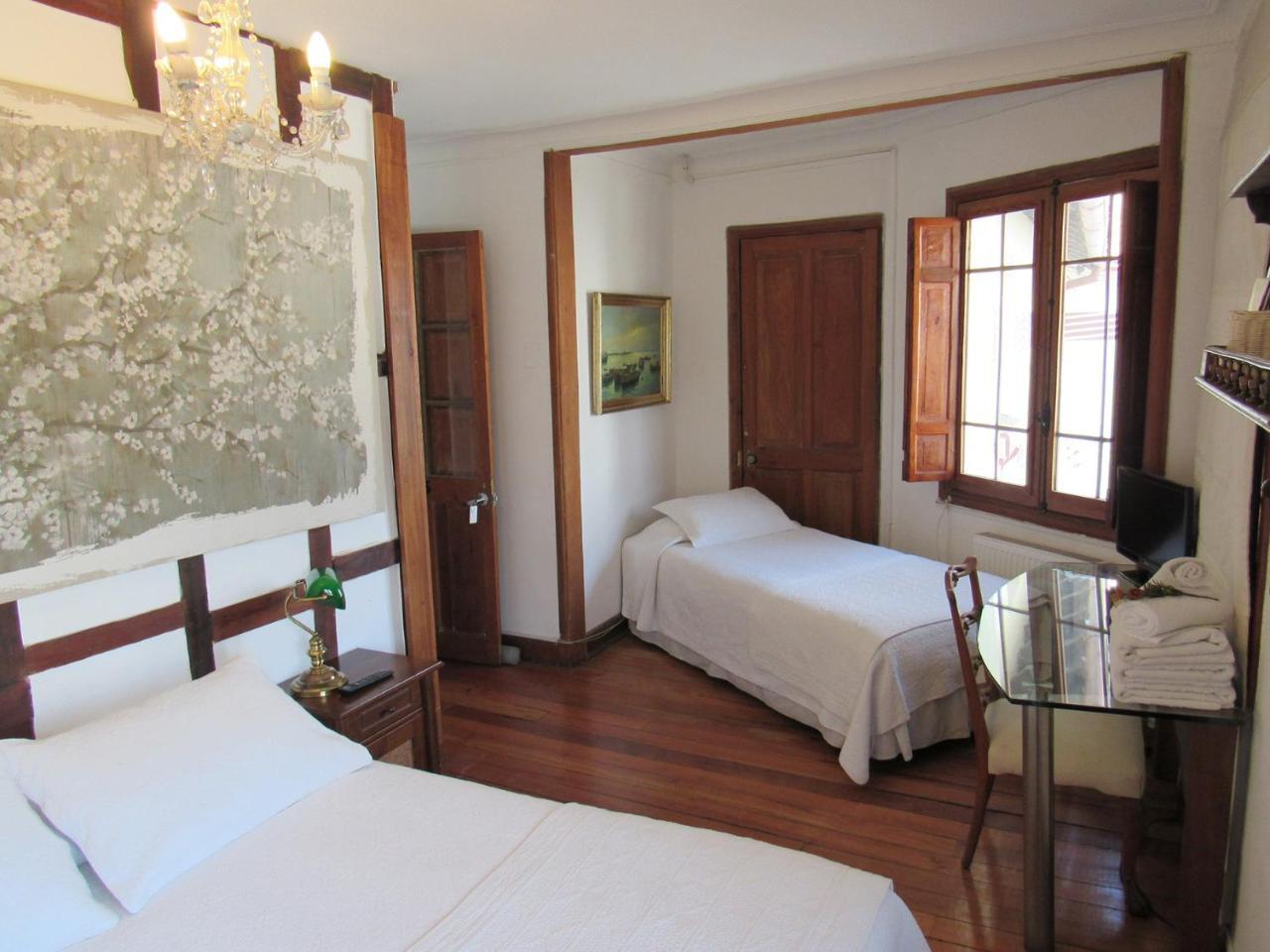 Hostal La Casita Santiago Exterior photo